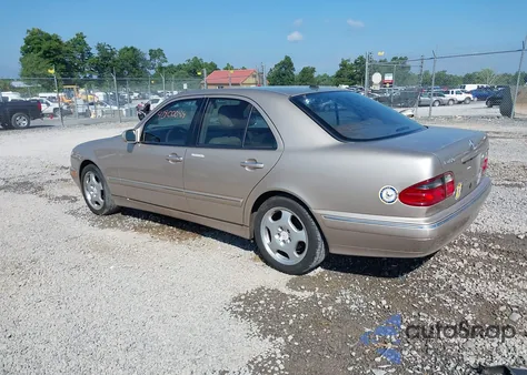 2001 Mercedes-Benz E 430 z USA, uszkodzony, nr VIN WDBJF70J71B348967